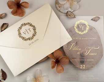 Acrylic Wedding Invitation – Elegant Gold Foil Clear Card