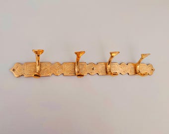Solid Brass Moroccan Wall Rack , Artisanal 4‑Hook Hanger for Towels & Coats.