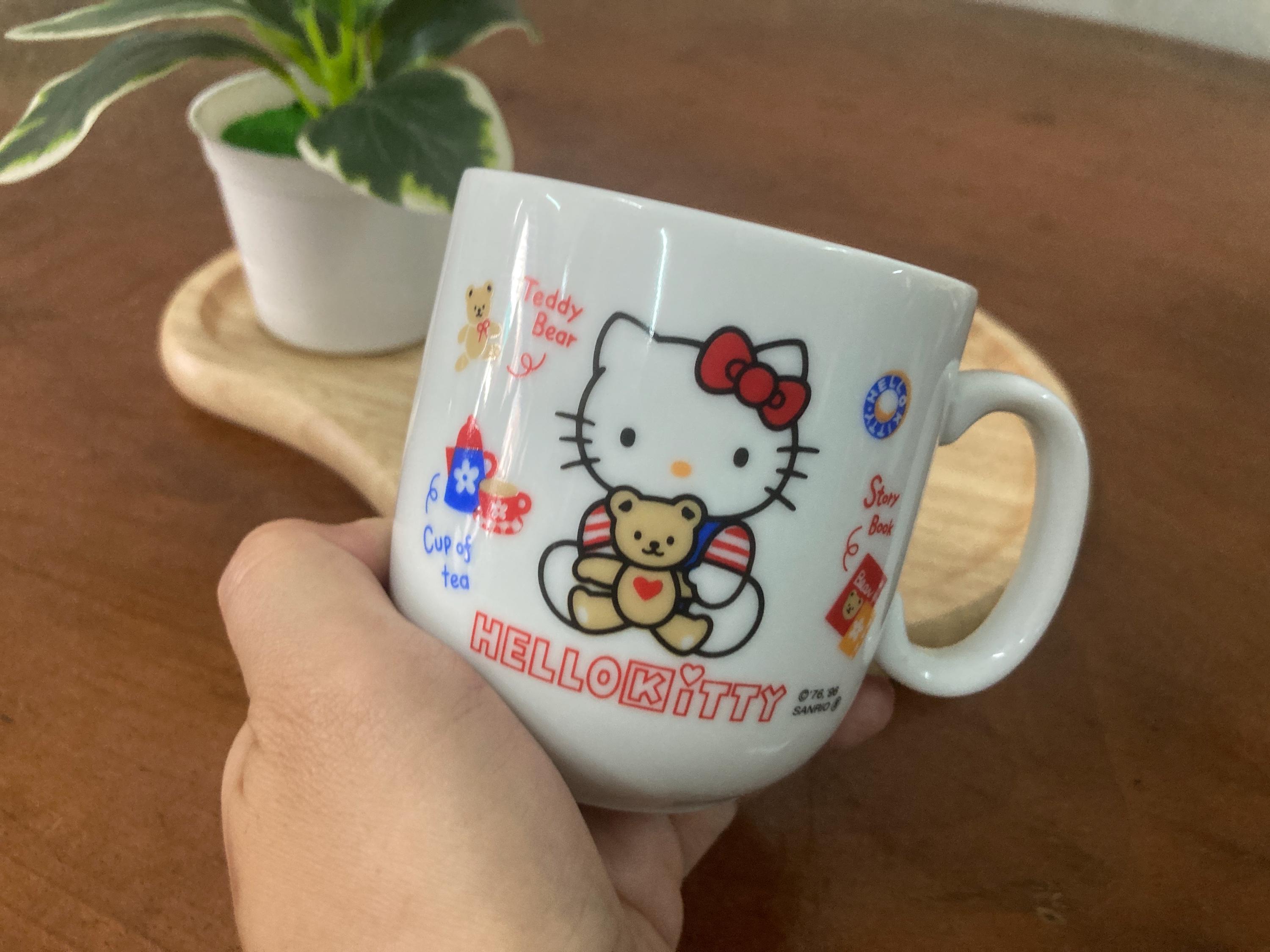 キティ ヴィンテージ Rare Vintage Hello Kitty Unboxing from 1976 Collection | TikTok