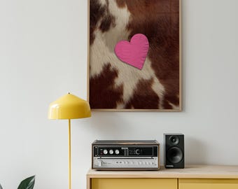 Western Coquette Cow Print: Rosa hjärtformad cowgirl-rumsdekoration (digital nedladdning)