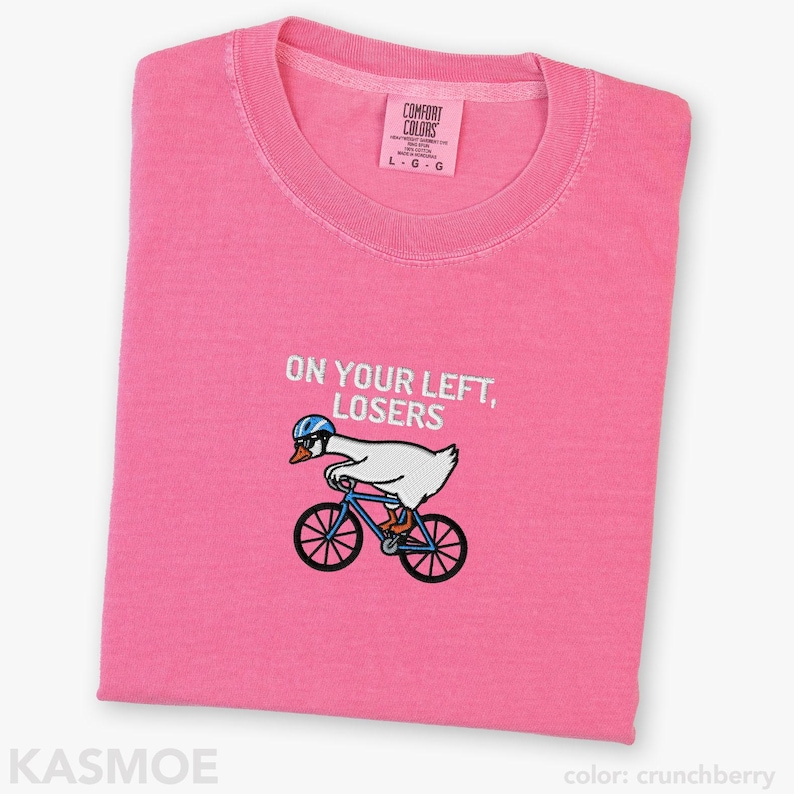 Chemise de cyclisme brodée, t-shirt pour perdants Comfort Colors® Funny Biking Bike Rider sur le côté gauche Crunchberry