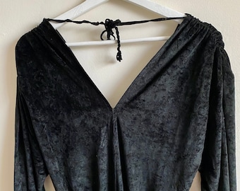 Vintage black velvet peplum dress 80s size small
