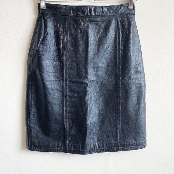 Vintage Black Leather Mini Pencil Skirt Small 80s - image 1