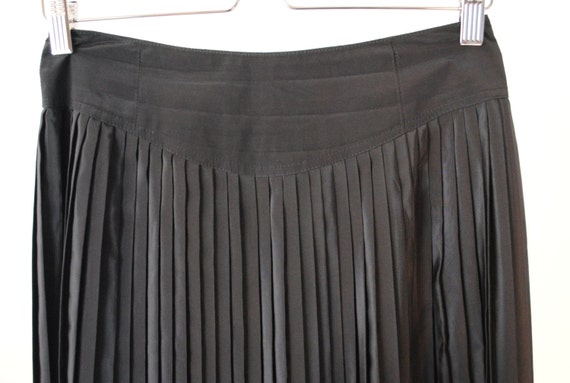 mid length pleated skirts 80