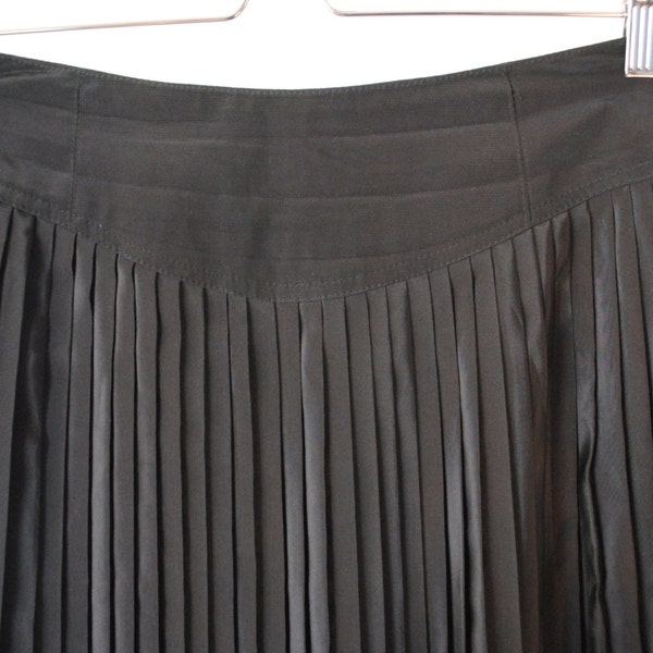 Black Pleated Skirt - Etsy
