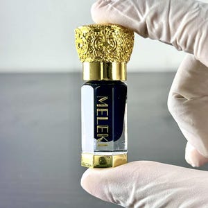 Black Musk Oil – Bold and Pure Arabic Perfume | Undiluted and Alcohol Free | Unisex