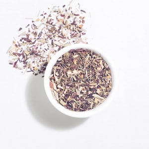Zest Hibiscus Herbal Tea – Hibiscus, Lemongrass & Rosehip | Caffeine-Free Blend