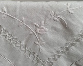 Vintage Handmade Whitework Tablecloth – Madeira Style Cutwork with Needle Lace