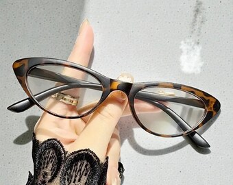 Vintage Round Reading Glasses For Men & Women – Spring Hinges, +1.0 To +3.5 Strength, Retro Style
