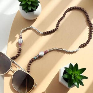 Chaîne à lunettes en perles de bois bohème | Lanière de lunettes avec boule argentée | Corde anti-perte pour lunettes de soleil et lunettes de lecture