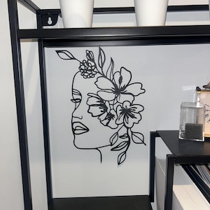 Fine One Line Minimalist Art Woman with Flowers