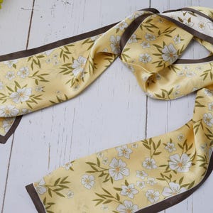 100% Natural Mulberry Silk Narrow Scarf – Yellow Floral Silk Scarf Elegant Vintage-Inspired Neck Wrap, Silk Fashion Accessory Gift for Women