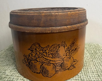 Vintage Cheinco Woodbury Mała puszka plastikowa z motywem owoców i pokrywką z imitacji drewna