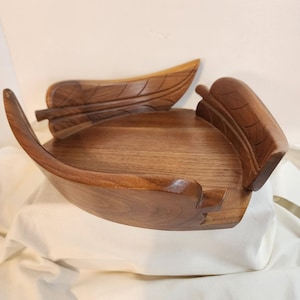 Mid Century Modern Solid Walnut Leaf Carved Bowl Catchall Tray MCM 10&quot;