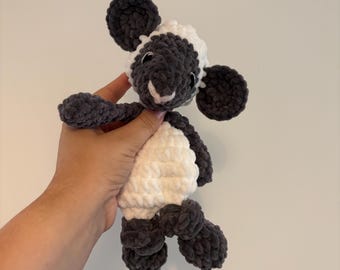 Cordero de peluche tejido a mano - Juguete de guardería