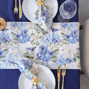 Linge de maison, Linge de table, Chemins de table en lin, Chemin de table Linge de maison, Chemin de lin, Chemin de table, Chemin de table floral, Imprimé sur lin