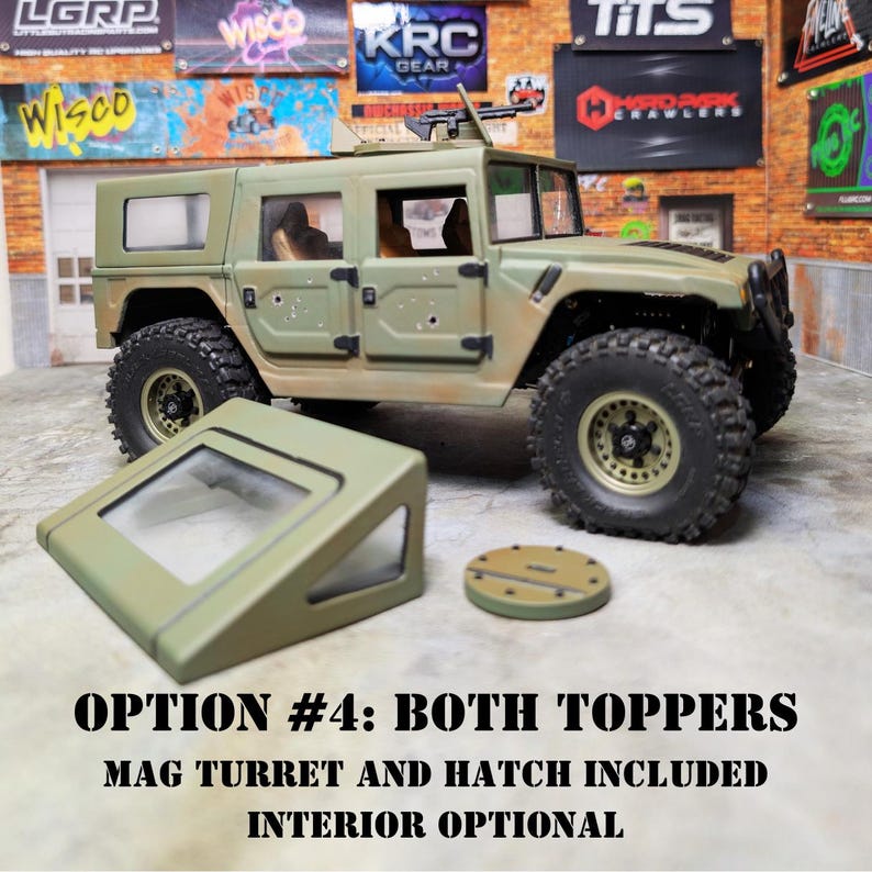 Puede incluir: Un modelo Humvee verde oliva con una torreta de cargador, una escotilla y dos cubiertas. El texto "OPTION #4: BOTH TOPPERS MAG TURRET AND HATCH INCLUDED INTERIOR OPTIONAL" se muestra en la parte inferior de la imagen.