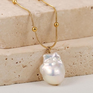 Baroque pearl pendant necklace, large real baroque pearl, big irregular pearl necklace, pearl charm necklace, bridal jewelry, Gift for her