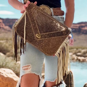Borsa classica western; pelle lavorata, pelle di mucca, frange, borsa a tracolla, borsa a tracolla
