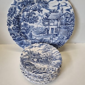 1950&#39;s Myott royal mail 175mm side plates and 300mm plate