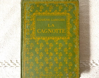 Antique French book, 1923, vintage rare old book, green cover, collectible, shelf decor, bookshelf decor, La Cagnotte by Eugene Labiche