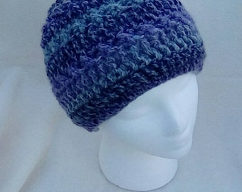 Messy bun hat - crochet