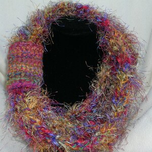 Crochet Infinity Scarf Circle Scarf image 2