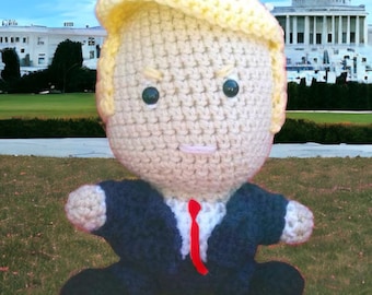 Peluche amigurumi inspirée du président Trump