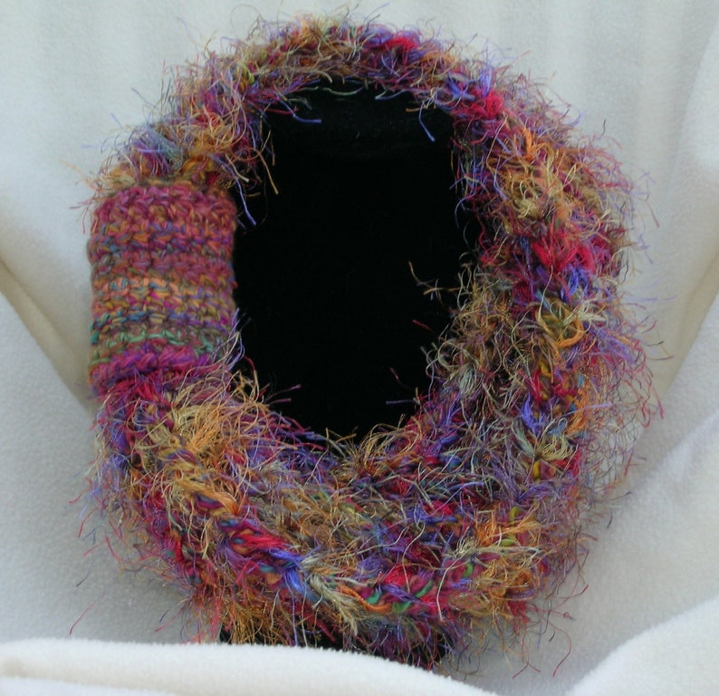 Crochet Infinity Scarf Circle Scarf image 1