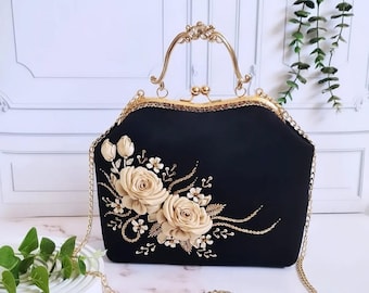 Bolso de terciopelo con bordado de rosas: cinta de seda con cierre de boquilla