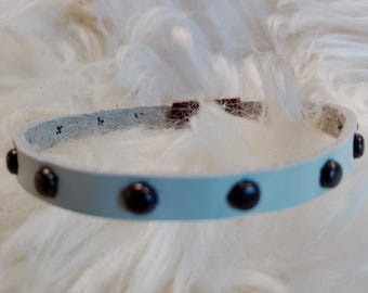 Ultra-slim Bronze Leather Magnetic Clip Bracelet