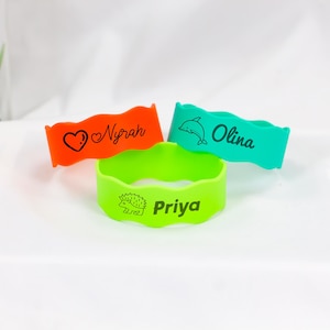 Personalized Silicone Bottle Bands · Engraved Anti-Slip Sippy Cup Labels · Gift Box Included · Perfect Kids & Family Gift