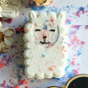 Gender Reveal Bath Bomb | Llama | Baby Shower Gift
