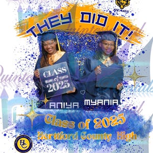 Peut inclure: Une conception sur le thème de la remise des diplômes avec deux diplômés en robes et chapeaux bleus, tenant des panneaux indiquant "Classe de 2025". La conception comprend le texte "Ils l'ont fait !" et "Hertford County High."