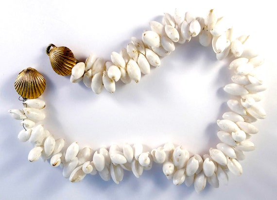 Shell Necklace created by Mimi Di N, Spring and S… - image 5