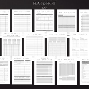 Puede incluir: Una colección de páginas imprimibles de planificación financiera, que incluyen rastreadores de ingresos, gastos y deudas, y planificadores de presupuesto. Las páginas están en escala de grises con un diseño simple y organizado. El texto "PLAN & PRINT CO." está en la parte superior.