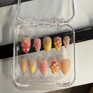 3D Custom press on Nails/Artificial Nails/Gel Nails/Handpainted Press Ons/Custom Mani/Premium Gel Nails/Long Lasting Manicure/Gel Nails