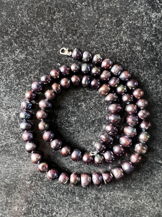 Freshwater Strand of Black Pearls Gem