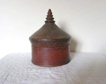 Wooden Box with Ornamental Top Red Round