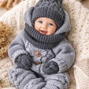 Paquete Patrón Invierno Bebé 5-en-1 | Pelele, Gorro, Botitas, Manoplas & Snood | PDF Descarga | 0-12 Meses