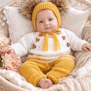 Baby Pom Pom Hat & Romper Knitting Pattern: Merino Wool, 3-6 Months