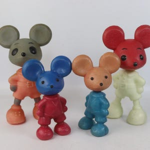 Divertente giocattolo vintage in plastica a forma di topo, prodotto in URSS