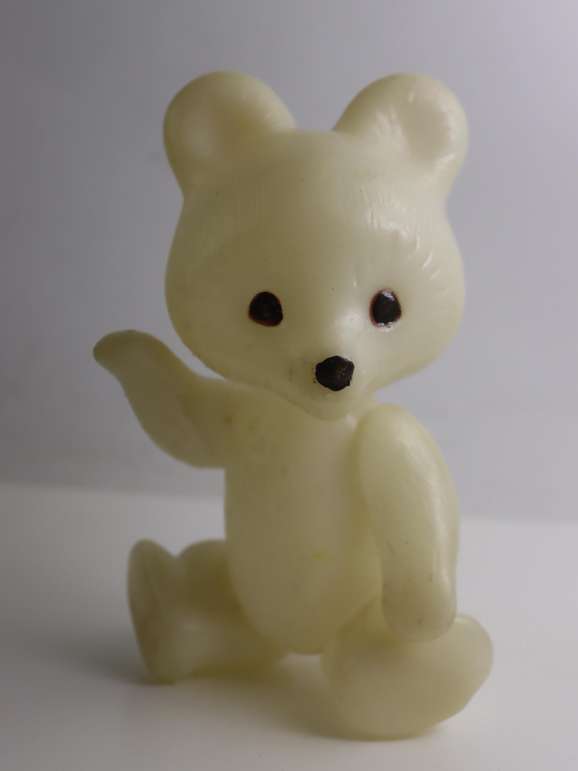 ソ連製の愛らしいヴィンテージプラスチッククマのおもちゃ - Etsy 日本