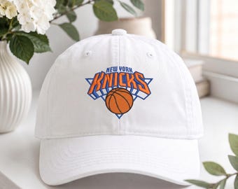 Broderad New York basketkeps, NYC sportkeps, basketlagsfankeps, retro sportpappakeps, present till basketälskare