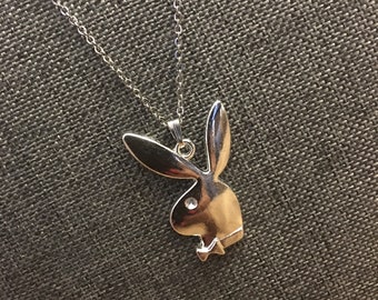 Vintage-Retro Style Silver Tone Playboy Bunny Rabbit Pendant Charm Necklace Chain