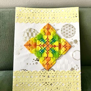 Tarjeta de origami hecha a mano