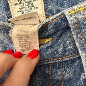 True Religion VINTAGE denim jeans yellow stitching bootcut leg in women’s sz 30 image 8