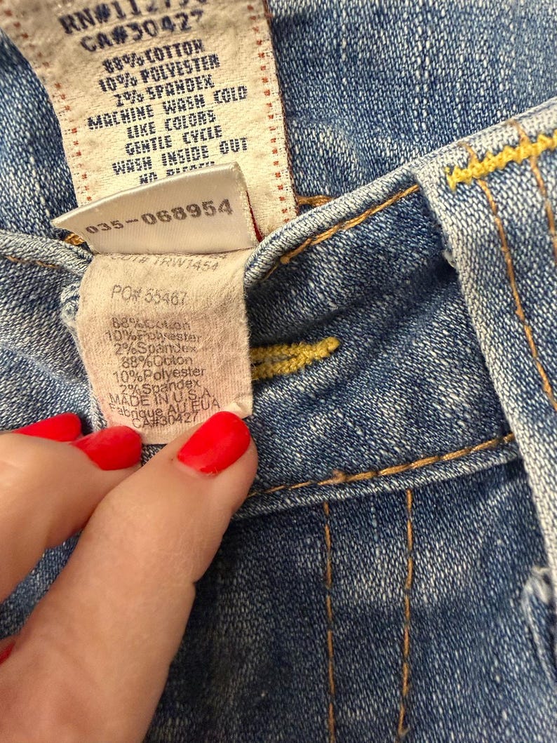 True Religion VINTAGE denim jeans yellow stitching bootcut leg in women’s sz 30 image 8