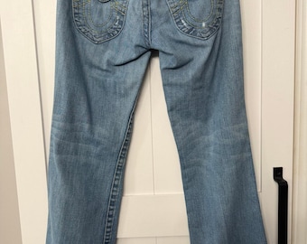True Religion VINTAGE denim jeans yellow stitching bootcut leg in women’s sz 30