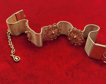 Gold-toned mesh and flower choker - Vintage 1960s